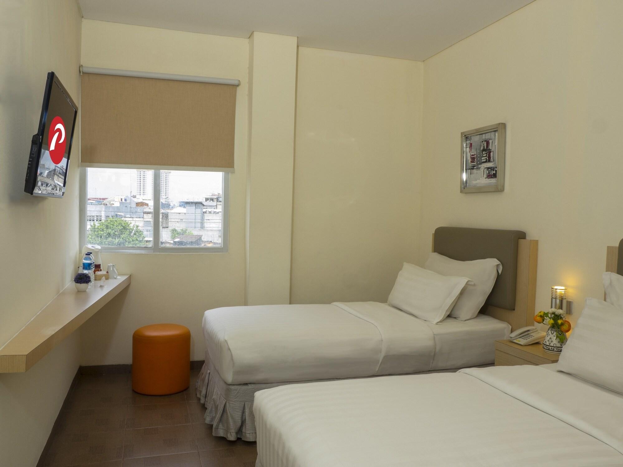 D'Primahotel Itc Mangga Dua Giacarta Esterno foto