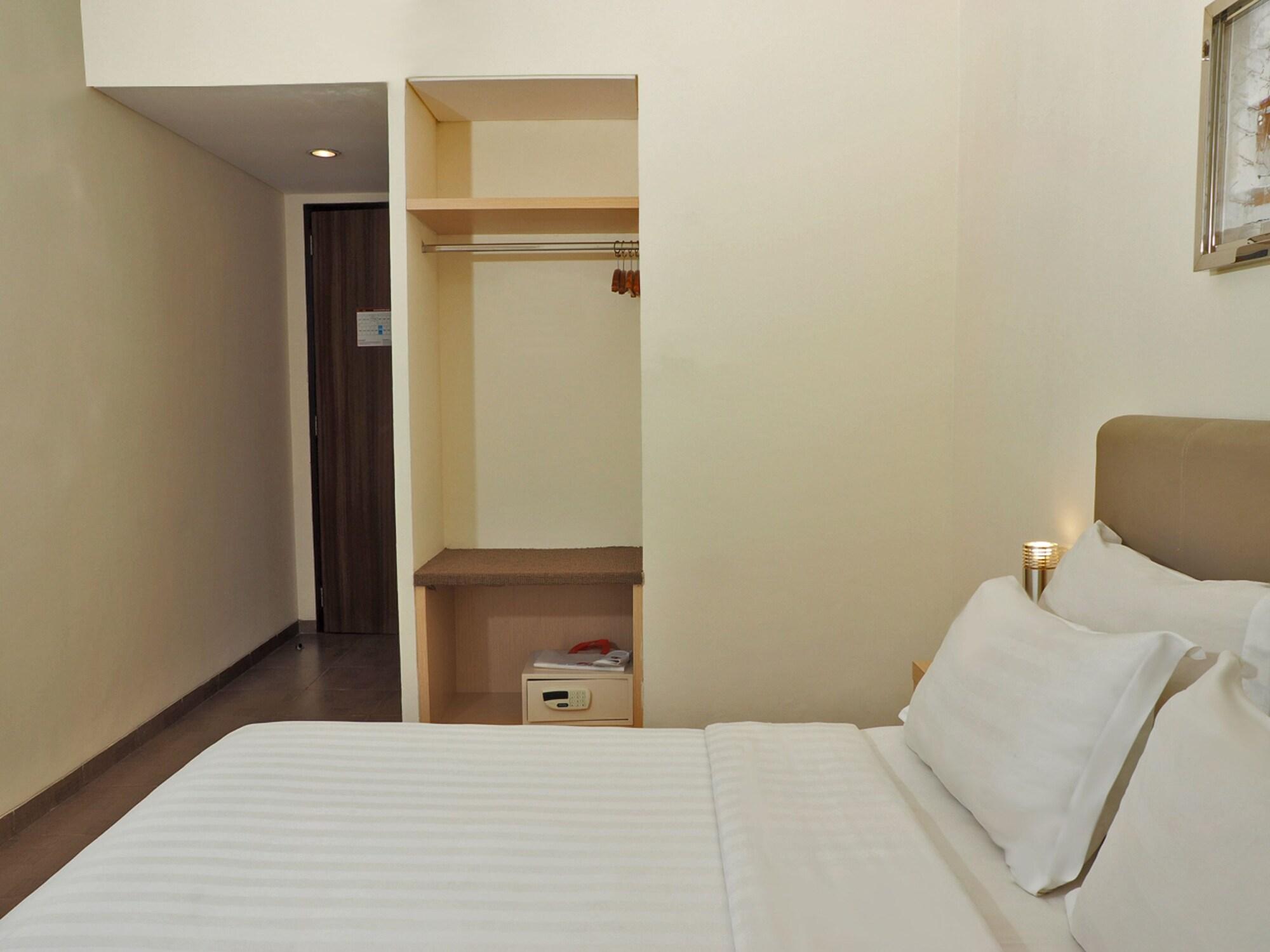 D'Primahotel Itc Mangga Dua Giacarta Esterno foto