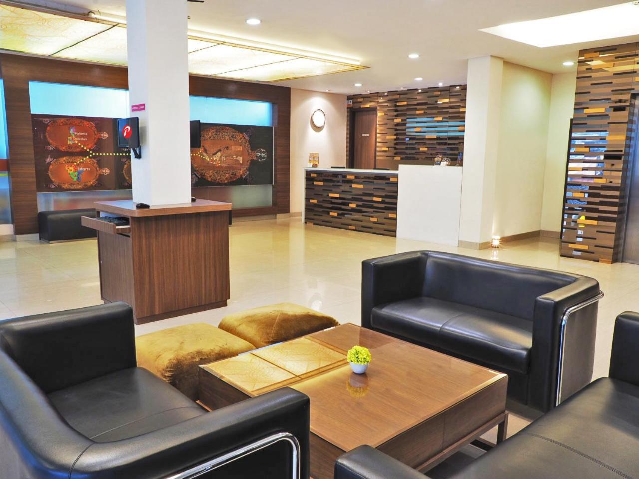 D'Primahotel Itc Mangga Dua Giacarta Esterno foto