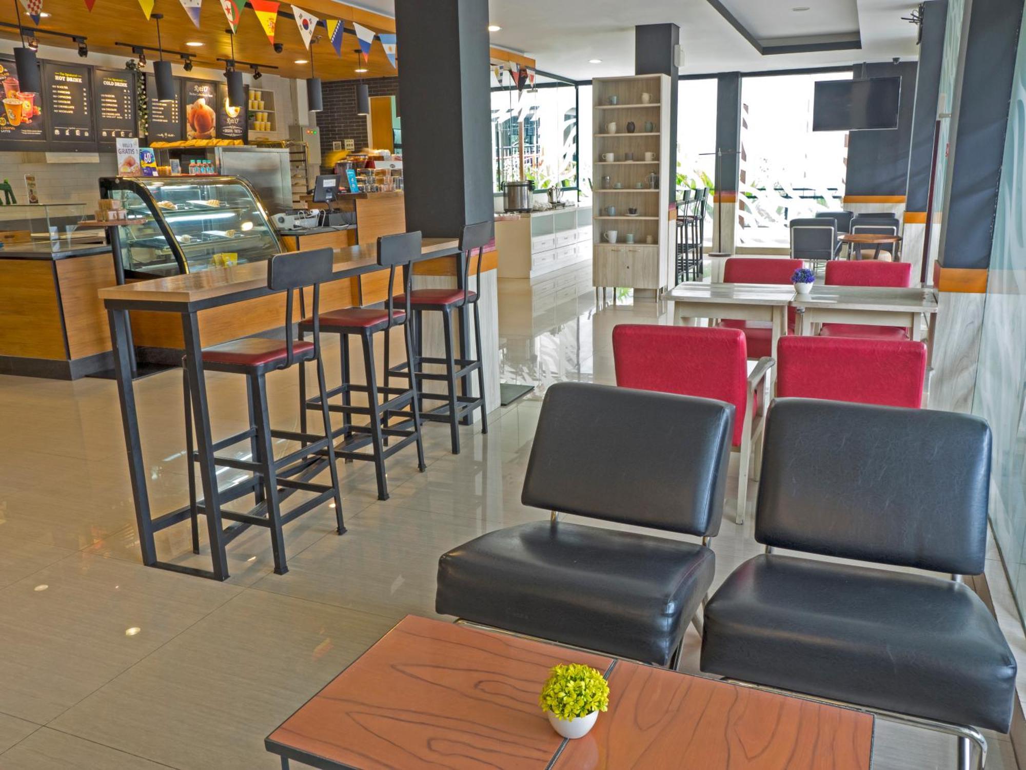 D'Primahotel Itc Mangga Dua Giacarta Esterno foto