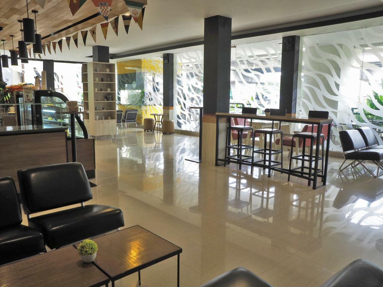 D'Primahotel Itc Mangga Dua Giacarta Esterno foto